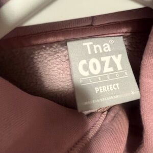 TNA Cozy Fleece in Soft Pink